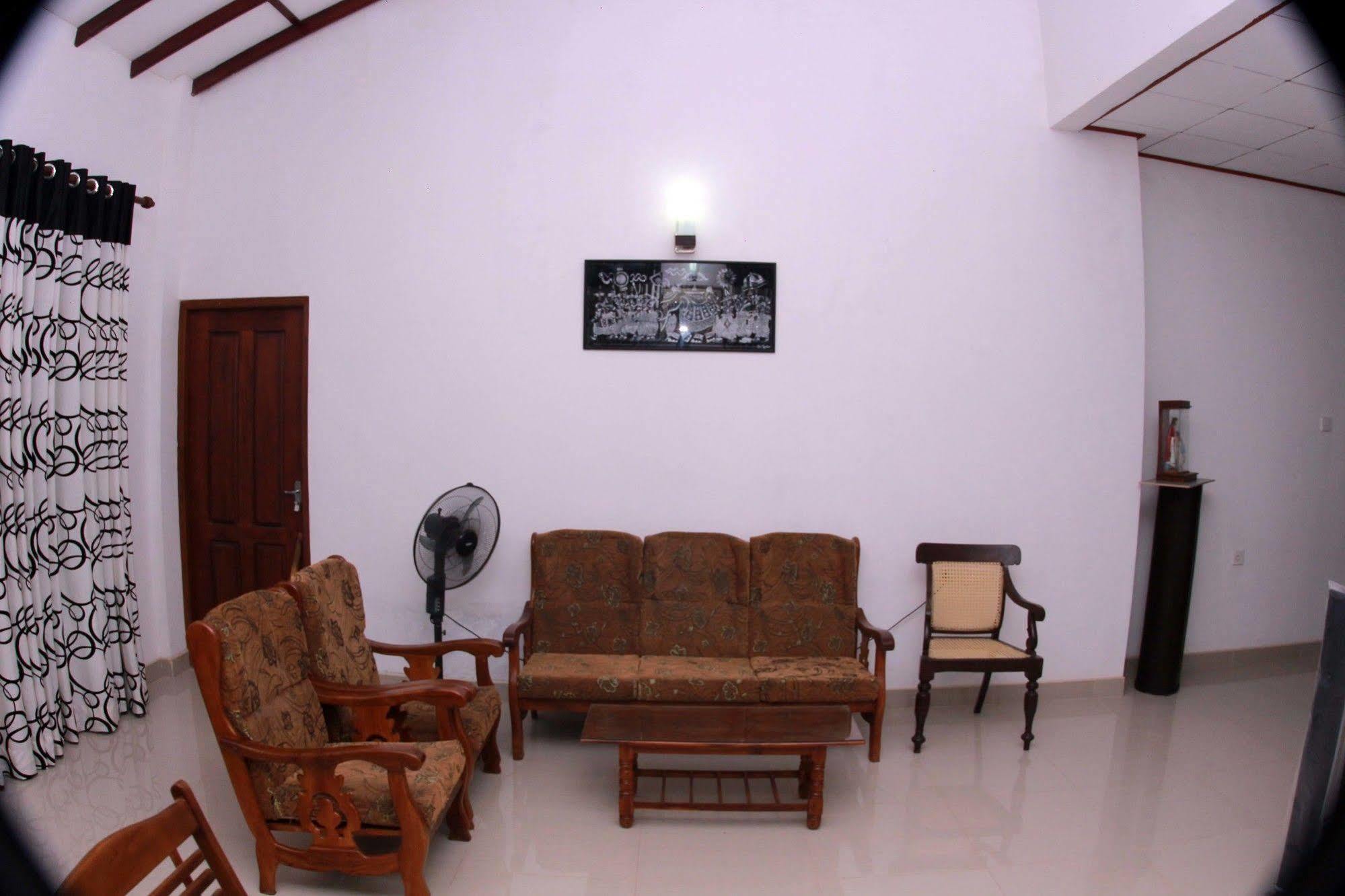 The Hermitage Negombo Kurana Katunayaka Екстер'єр фото